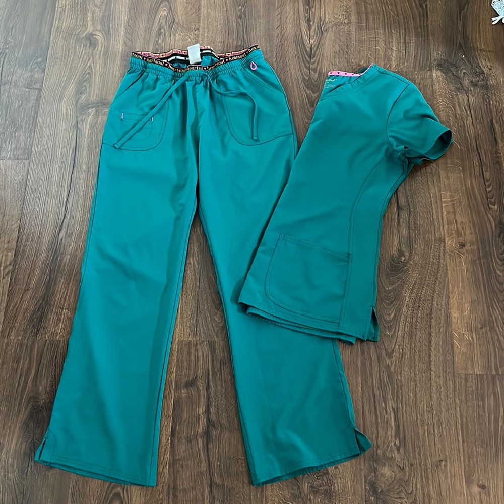 Heartsoul hunter green scrub top
